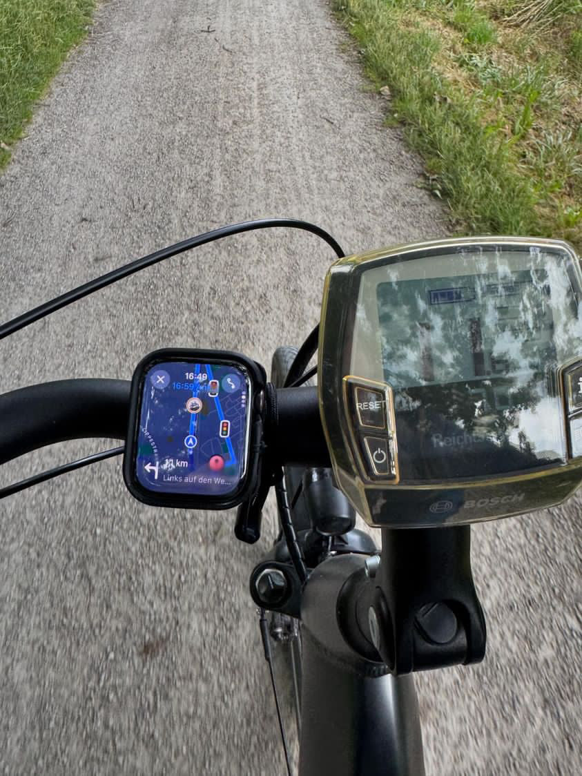 The Apple Watch Bike Mount - BIKLING